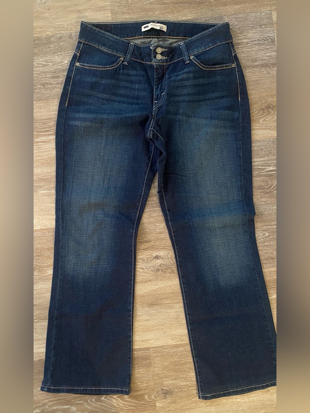 Levi Curvy Bootcut 12